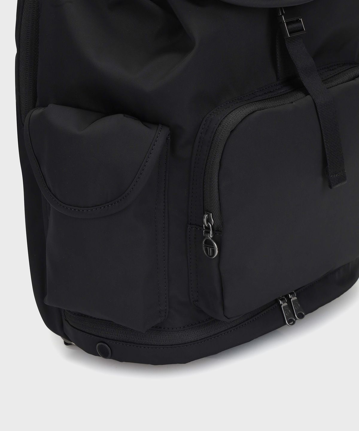 세르지오 타키니(SERGIO TACCHINI) U 경량 플랩 백팩 (Black)