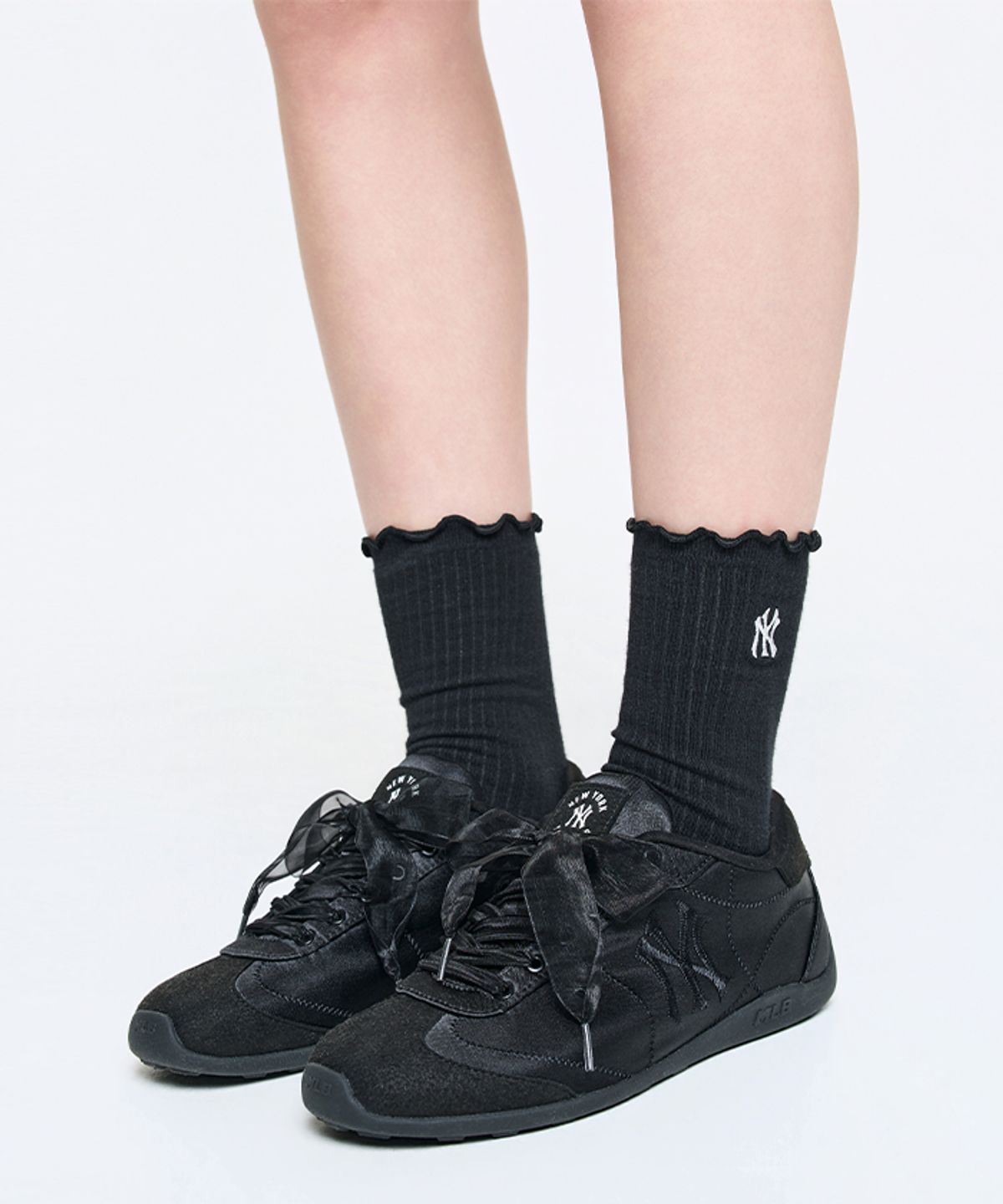 엠엘비(MLB) 페미닌 러플 하이삭스 NY (Black)