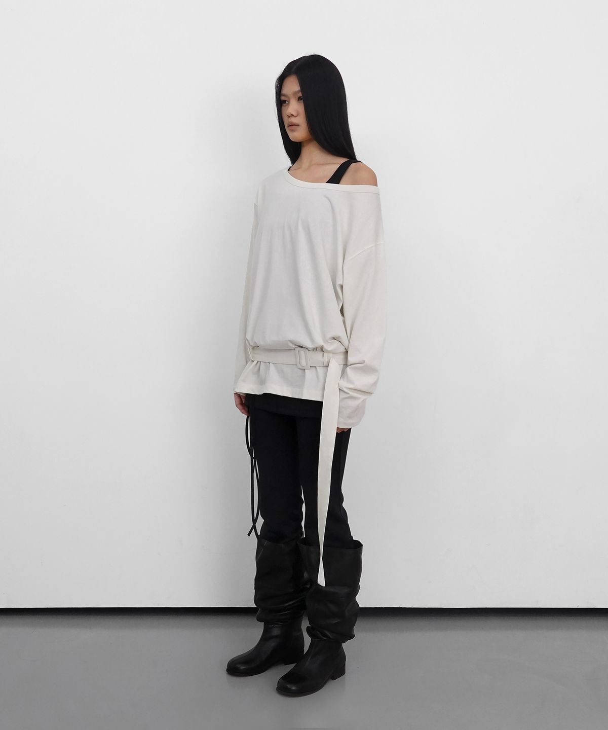 샌드릭(SANDRIC) One Shoulder Belt T_Ivory