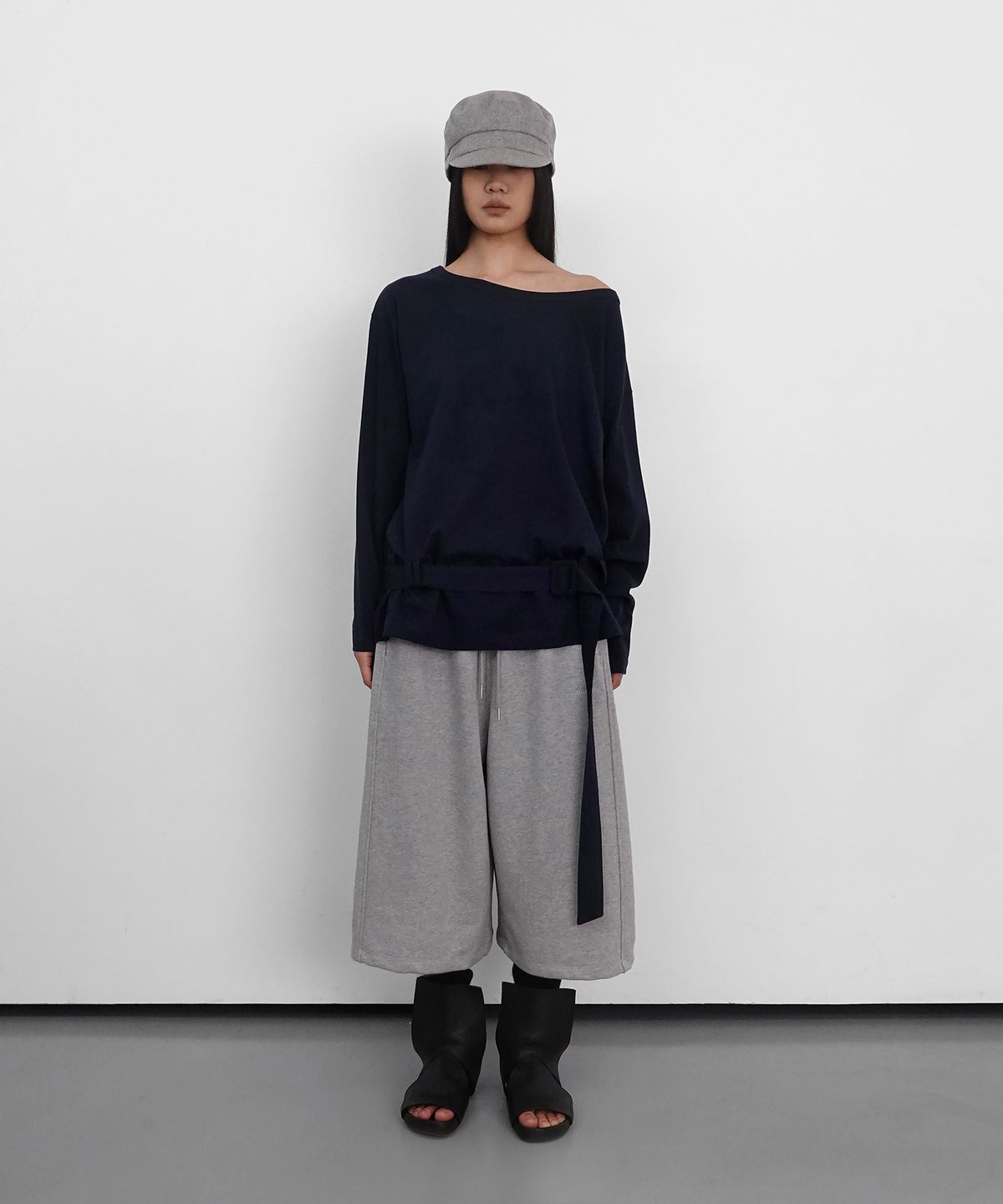 샌드릭(SANDRIC) One Shoulder Belt T_Navy