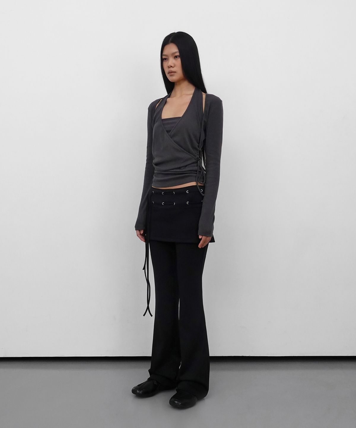 샌드릭(SANDRIC) Eyelet Skirt Pants_Black