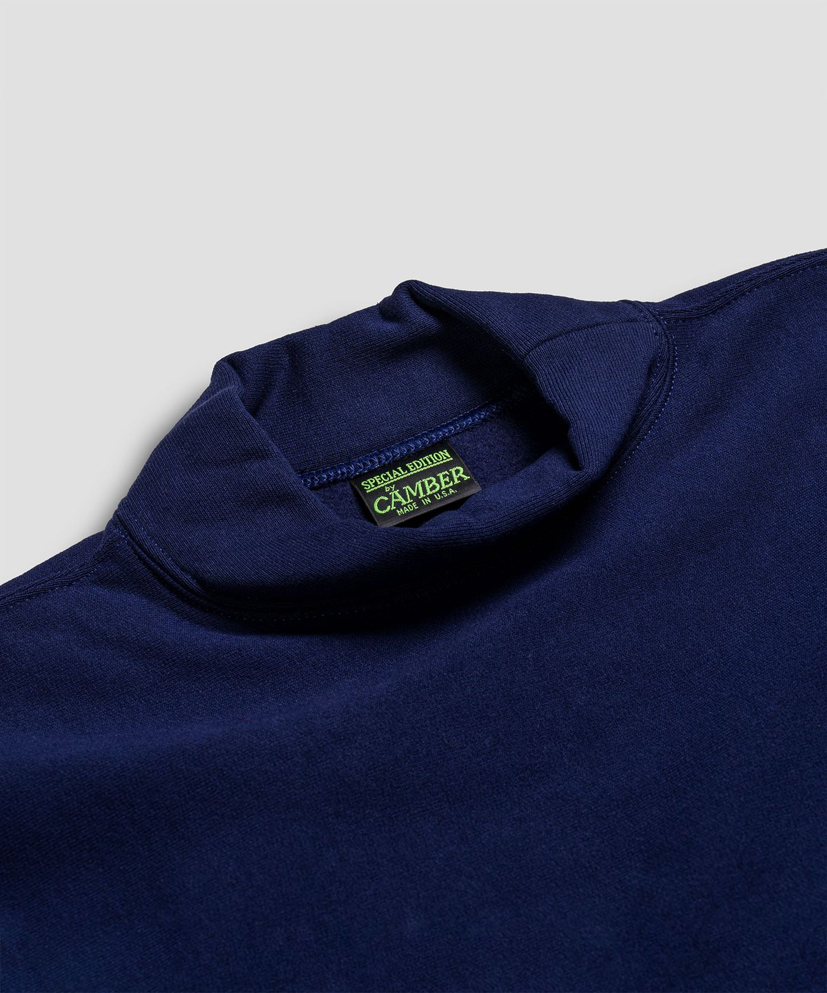 캠버 스포츠웨어(CAMBER SPORTSWEAR) 크로스니트 모크넥 스웻셔츠, 네이비