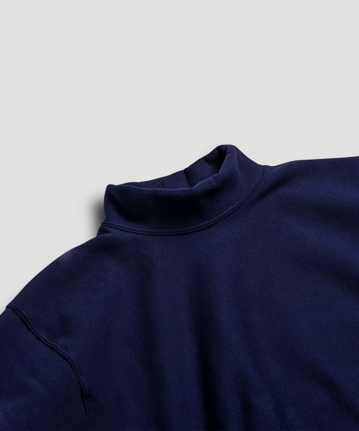 캠버 스포츠웨어(CAMBER SPORTSWEAR) 크로스니트 모크넥 스웻셔츠, 네이비