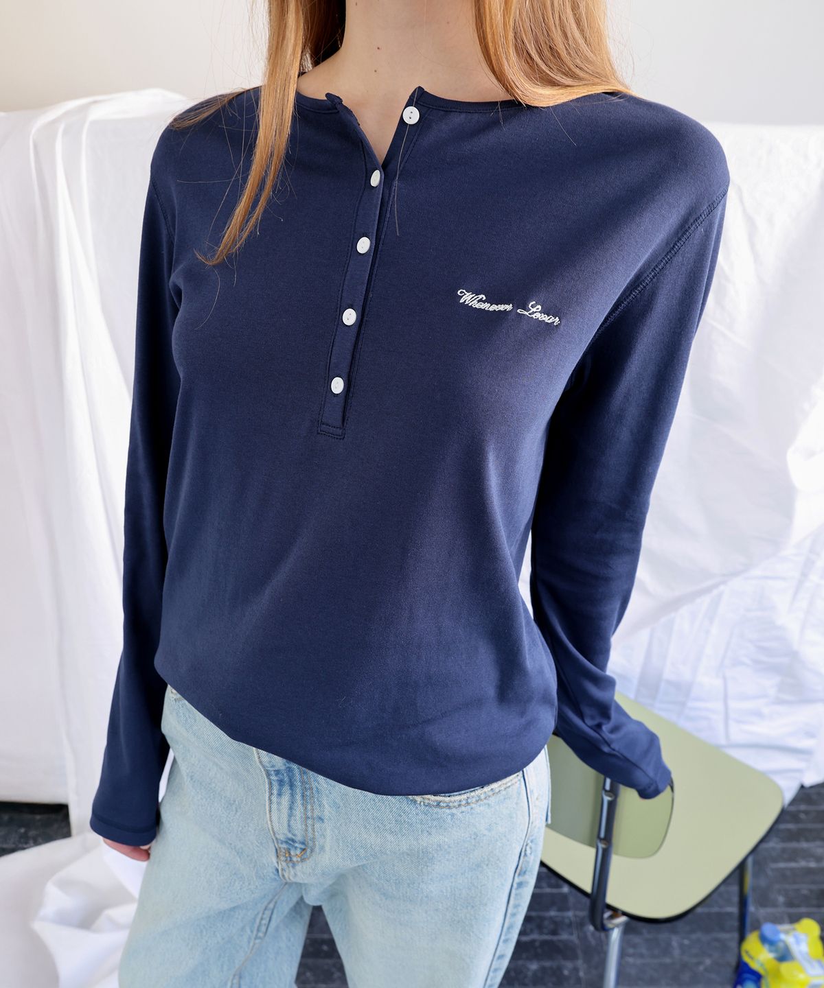 르바(LEVAR) Whenever Henley Neck T-shirt - Blueberry Navy