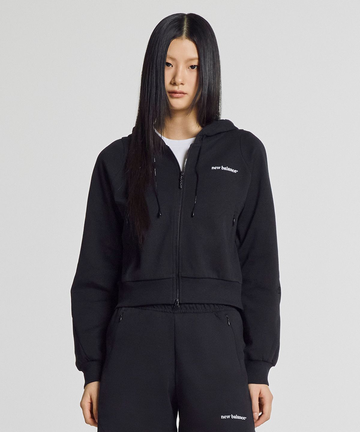 뉴발란스(NEW BALANCE) NBMDG2W412 / WOMEN 경량 이중직 후드집업 (BLACK)
