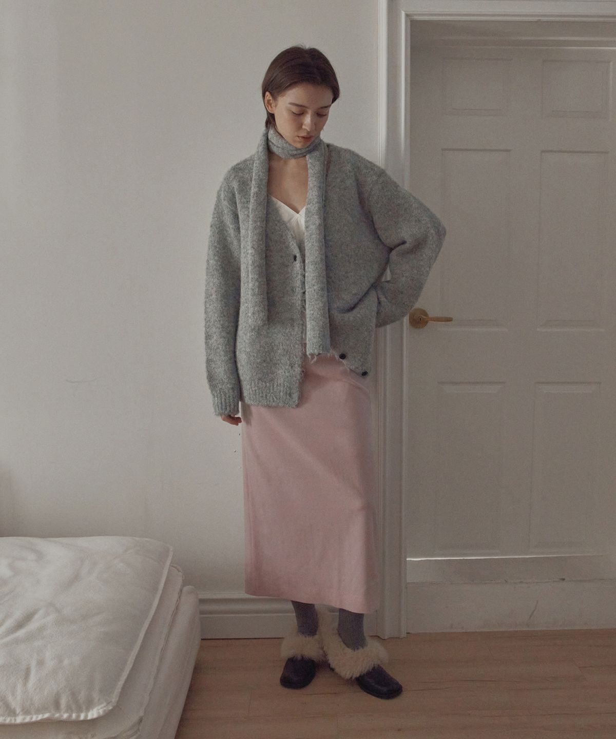 포에트서울(POETSEOUL) hairy muffler_light gray