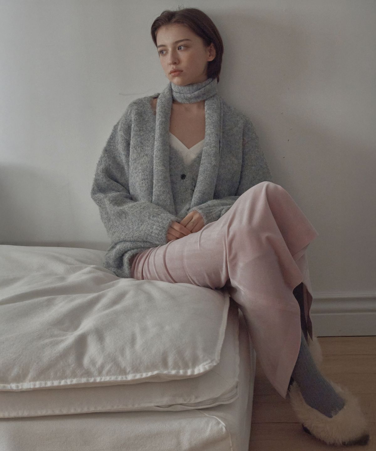 포에트서울(POETSEOUL) hairy muffler_light gray