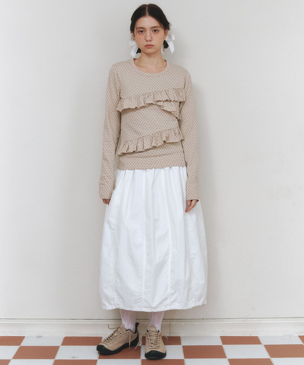 클루니(CLUNY) Frill Lace Dot Long Sleeve T-Shirt - beige