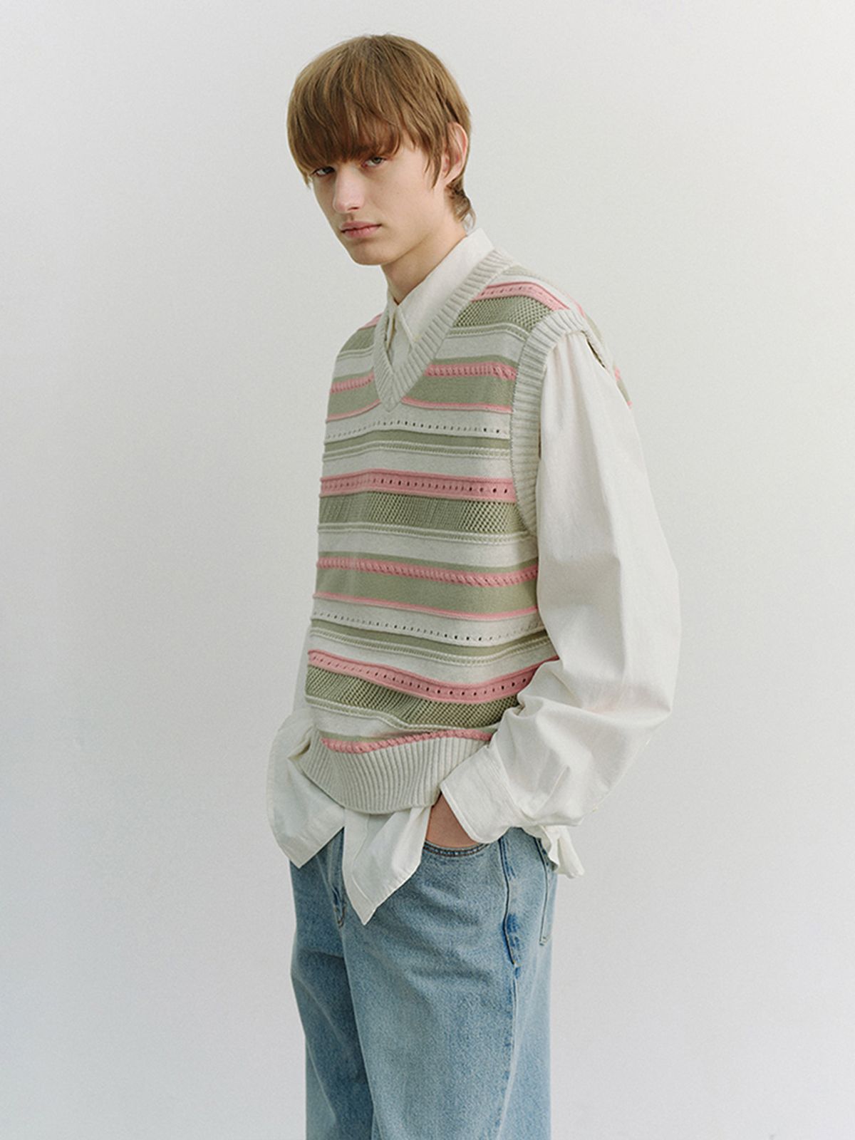 던스트 포 맨(DUNST FOR MEN) CRAFTED STRIPED KNIT VEST_UNISEX_UDSW6B123_IVORY / MINT
