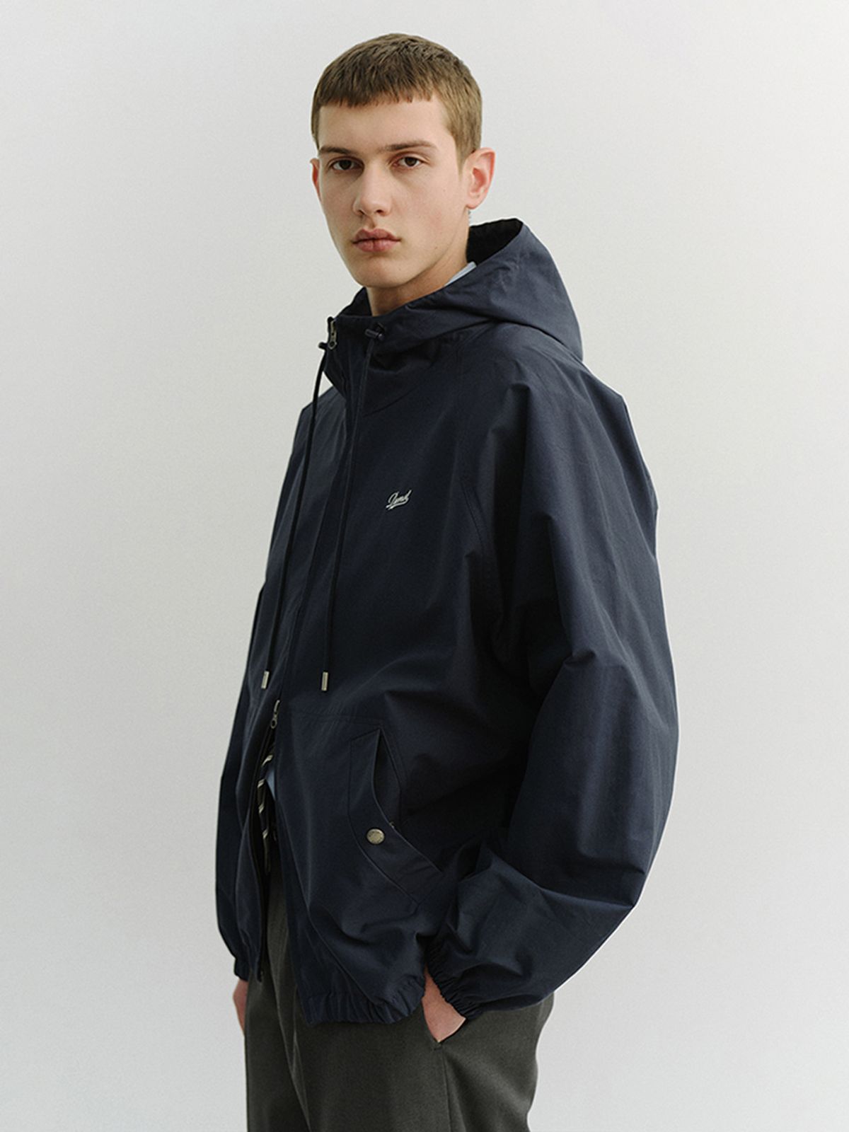 던스트 포 맨(DUNST FOR MEN) LOGO WINDBREAKER_UNISEX_UDJU6A113_NAVY