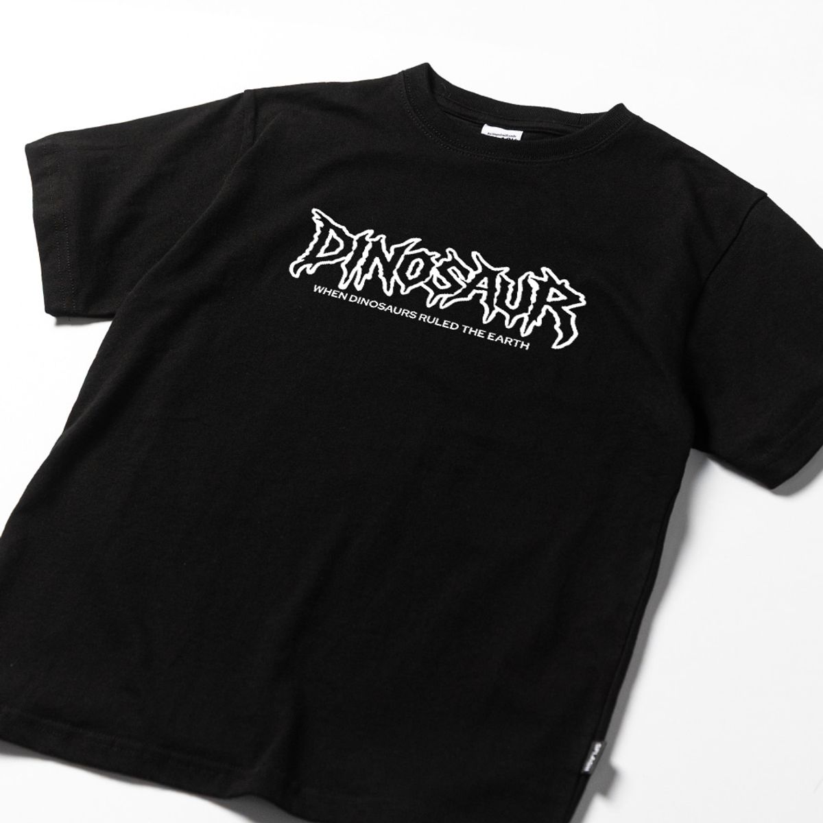 스플래시코드 키즈(SPLASHCODE KIDS) 키즈 반팔 티셔츠 블랙 - 다이노소어(Dinosaur)
