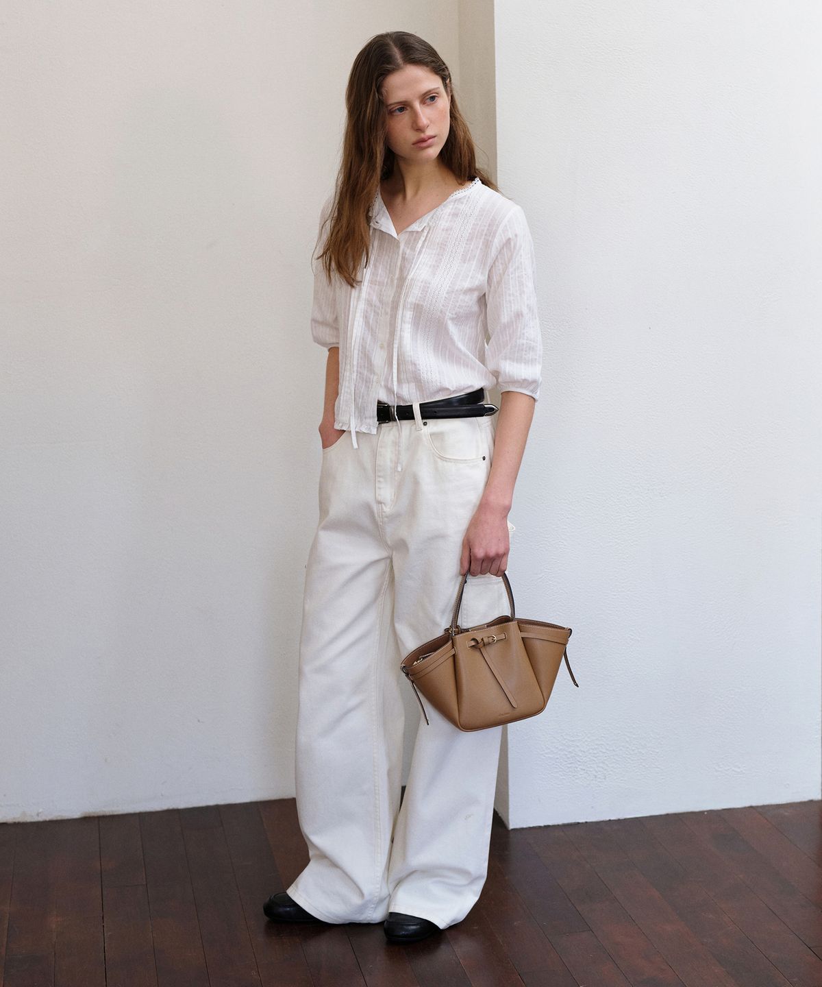 폴뉴아(FOLNUA) DIA CARPENTER PANTS (IVORY)