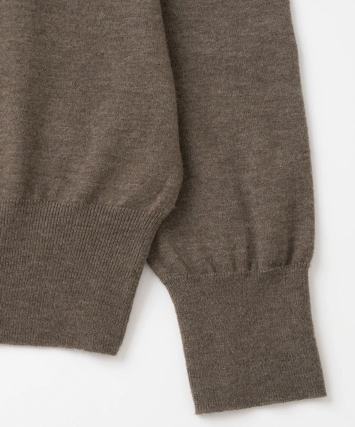 애드슬로우(ADDSLOW) V-Neck Knit (Brown)