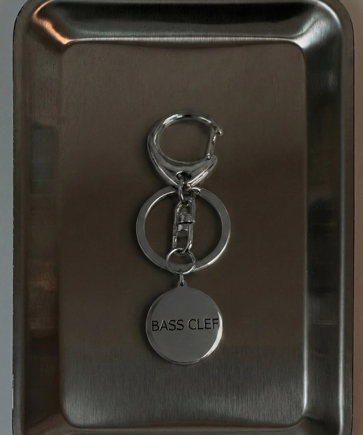 베이스클레프(BASSCLEF) 바지 키링 코인 펜던트 써지컬스틸 COIN KEY RING
