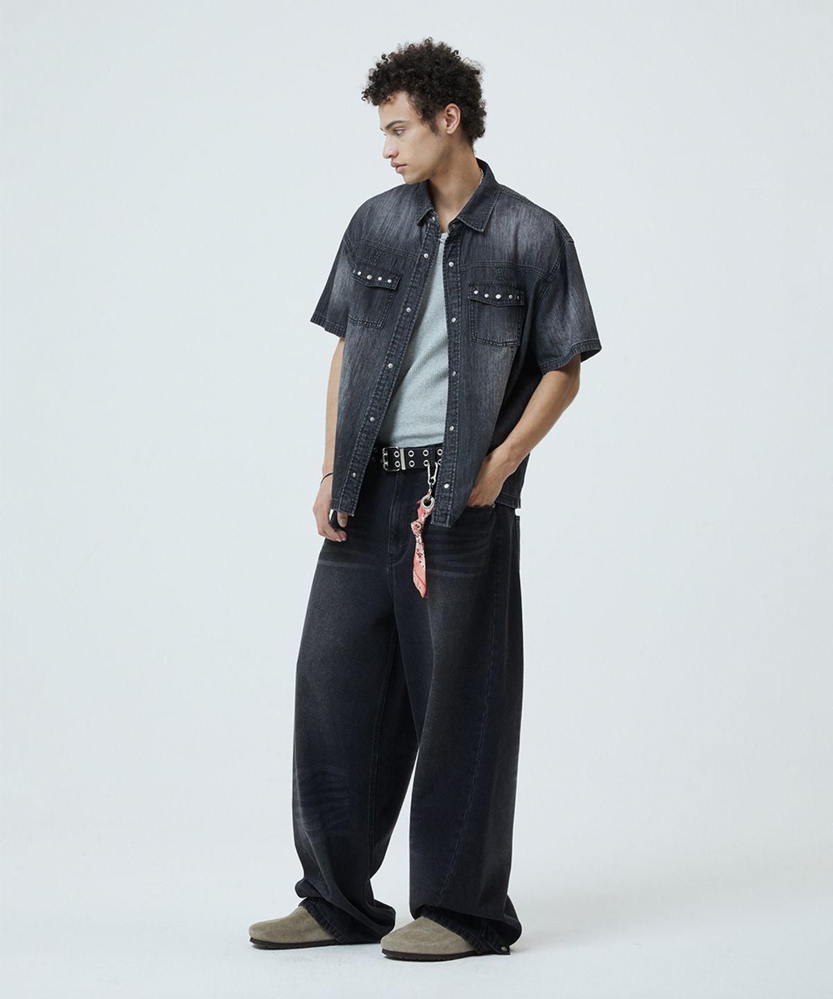 마하그리드(MAHAGRID) DENIM STUD HALF SHIRT BLACK(MG2GMMW340A)