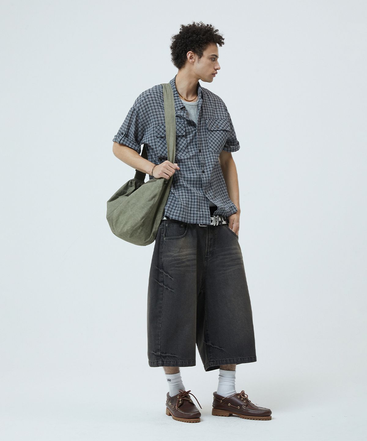 마하그리드(MAHAGRID) BERMUDA DOMINGO DENIM SHORT BLACK(MG2GMMD112A)