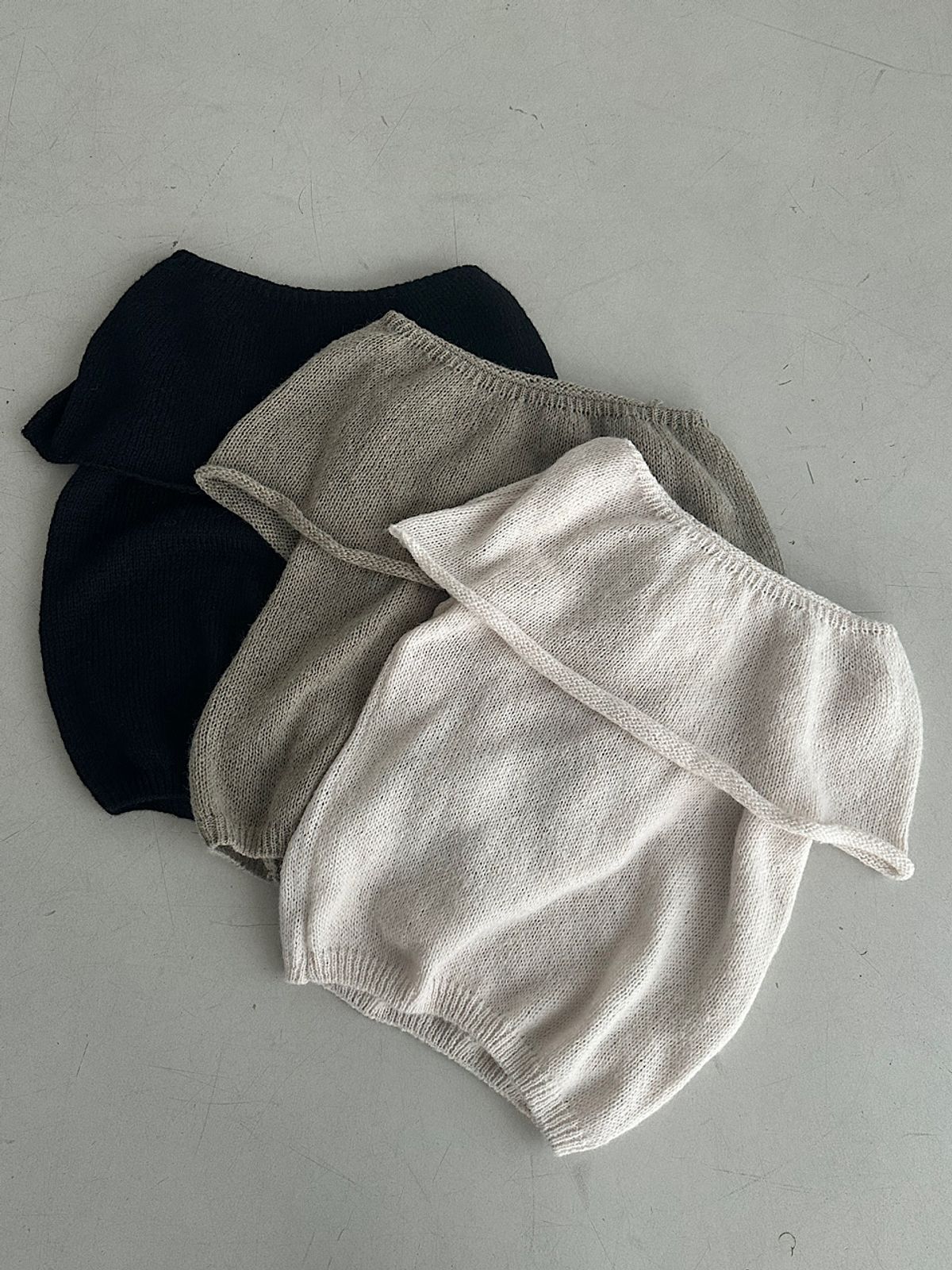 아포엠(APOEM) Cape Layered Knit Top (3C)