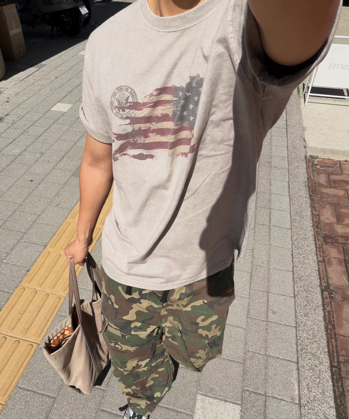 마하그리드(MAHAGRID) WASHED FLAG TEE BEIGE(MG2GMMT542A)