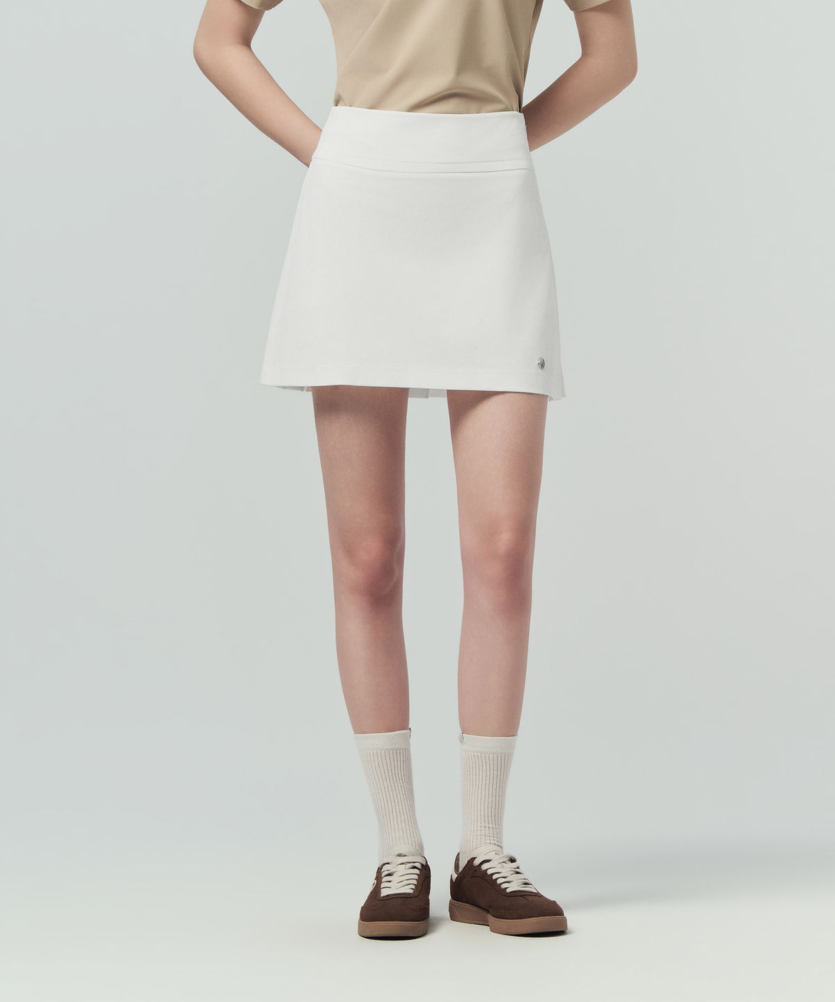 세르지오 타키니(SERGIO TACCHINI) W 타키니 플라잉 백플리츠 스커트 (White)