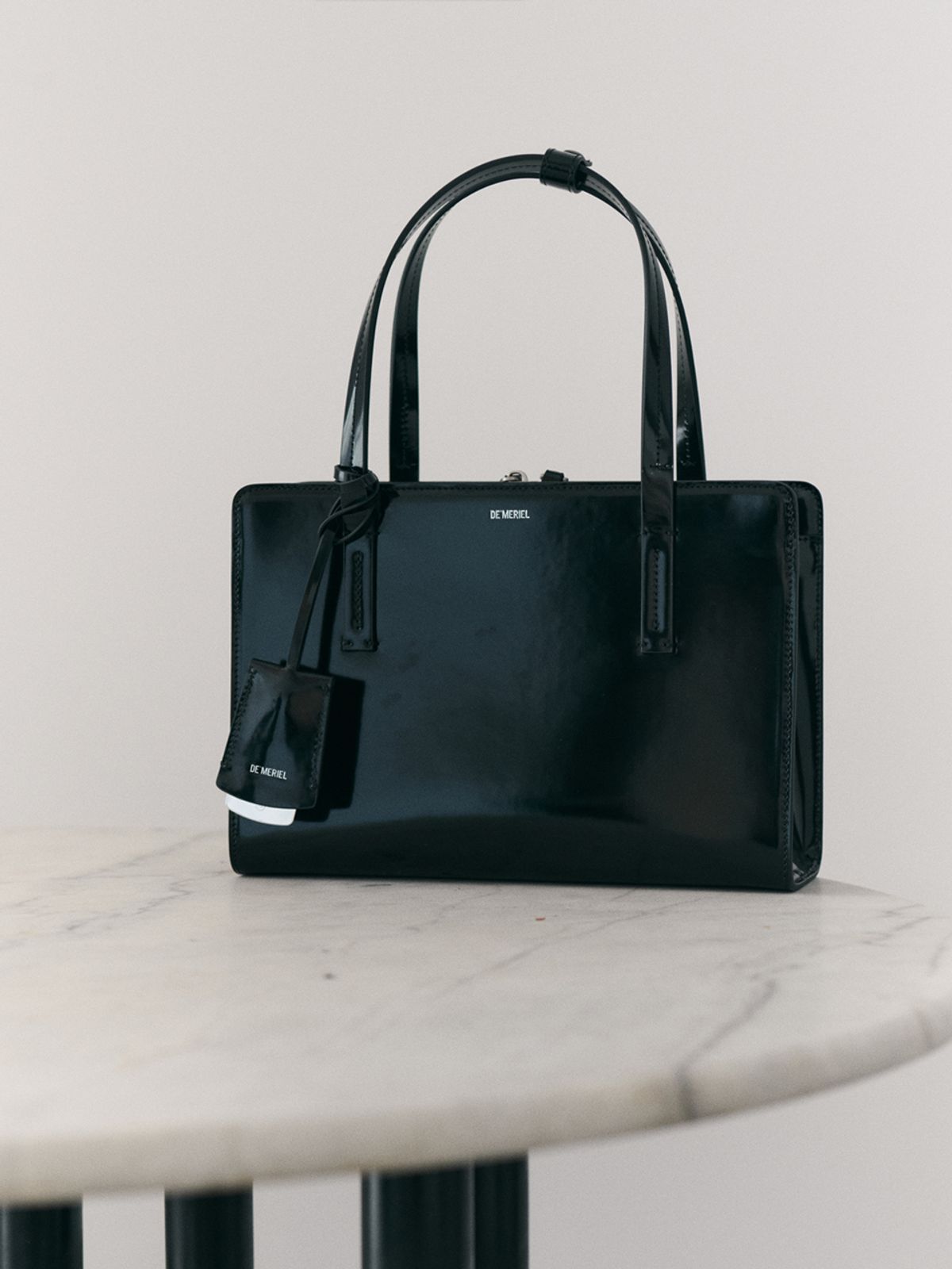 드메리엘(DEMERIEL) Karin Tote Bag Black