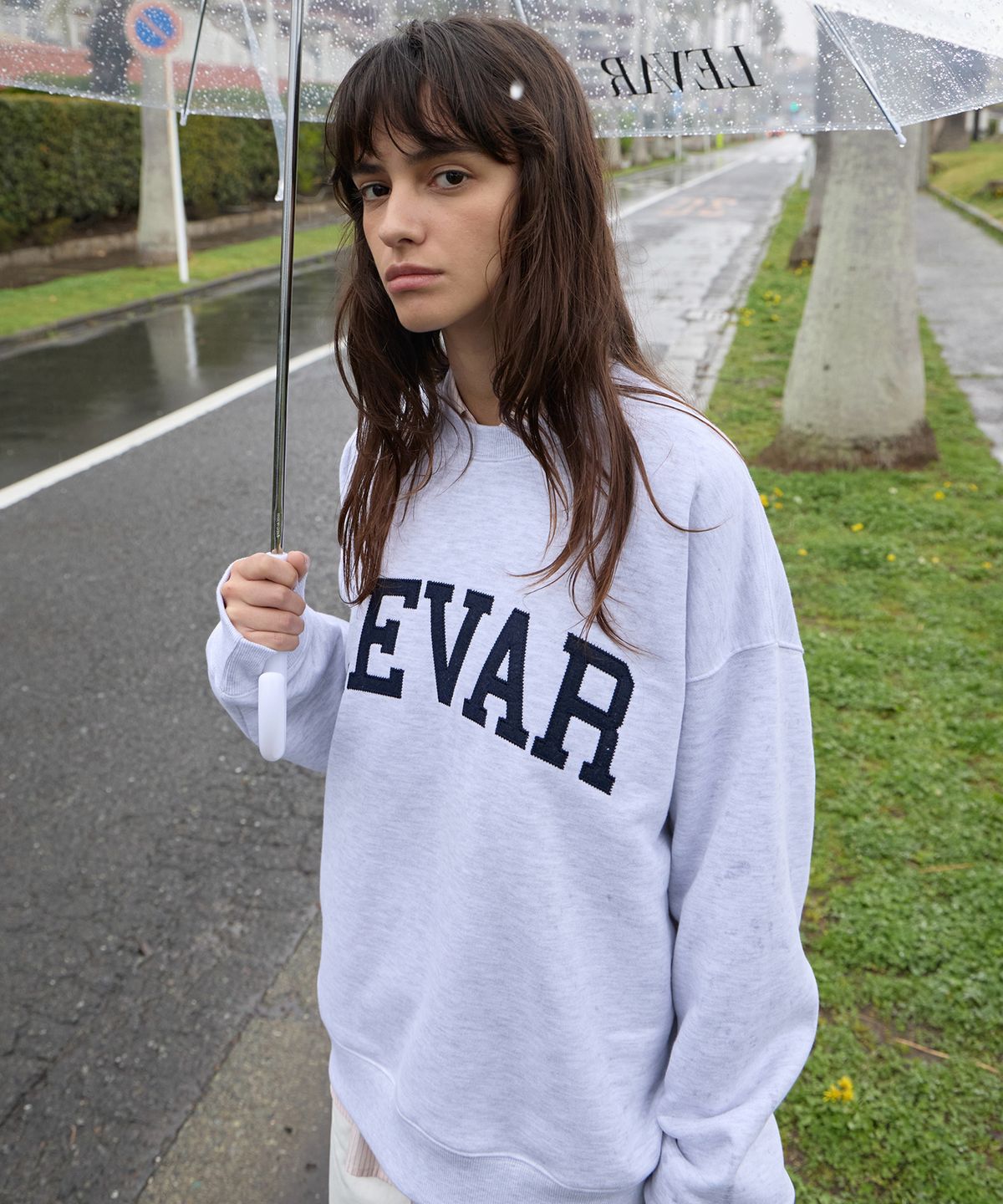 르바(LEVAR) Levar Crewneck Sweatshirt - White Melange