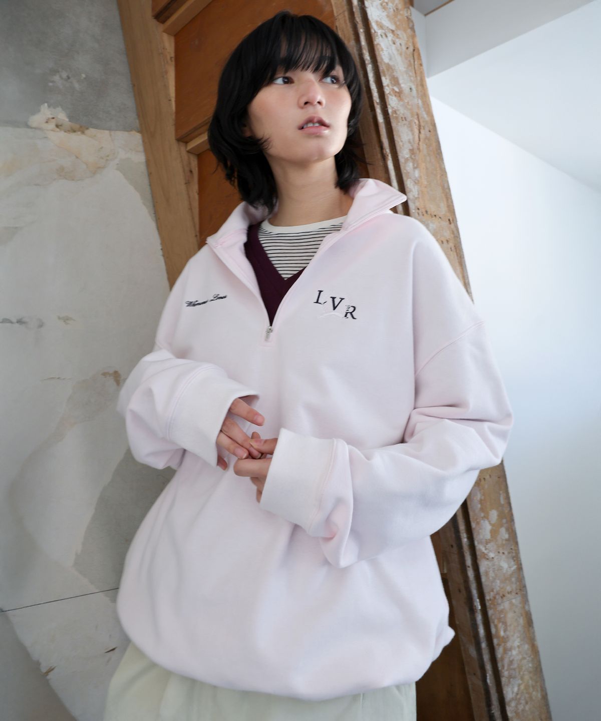 르바(LEVAR) British Half-Zip Sweatshirt - Blush Pink
