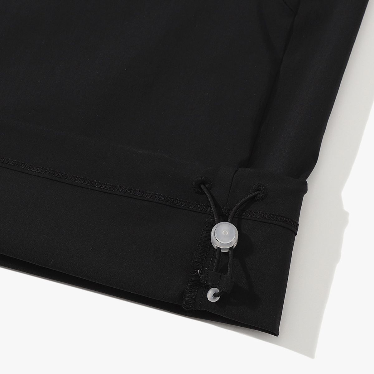 디아도라(diadora) 테니스타 반팔 아노락 BLACK