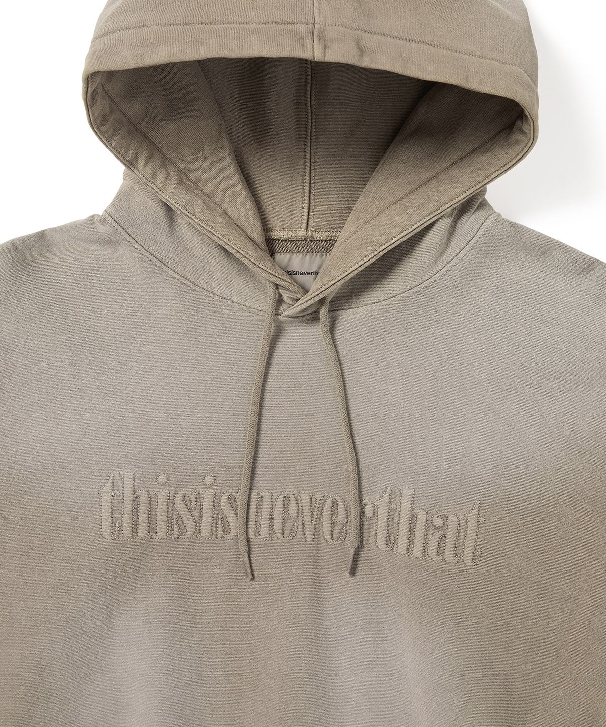 디스이즈네버댓(THISISNEVERTHAT) Overdyed Embroidery Hoodie Desert Grey