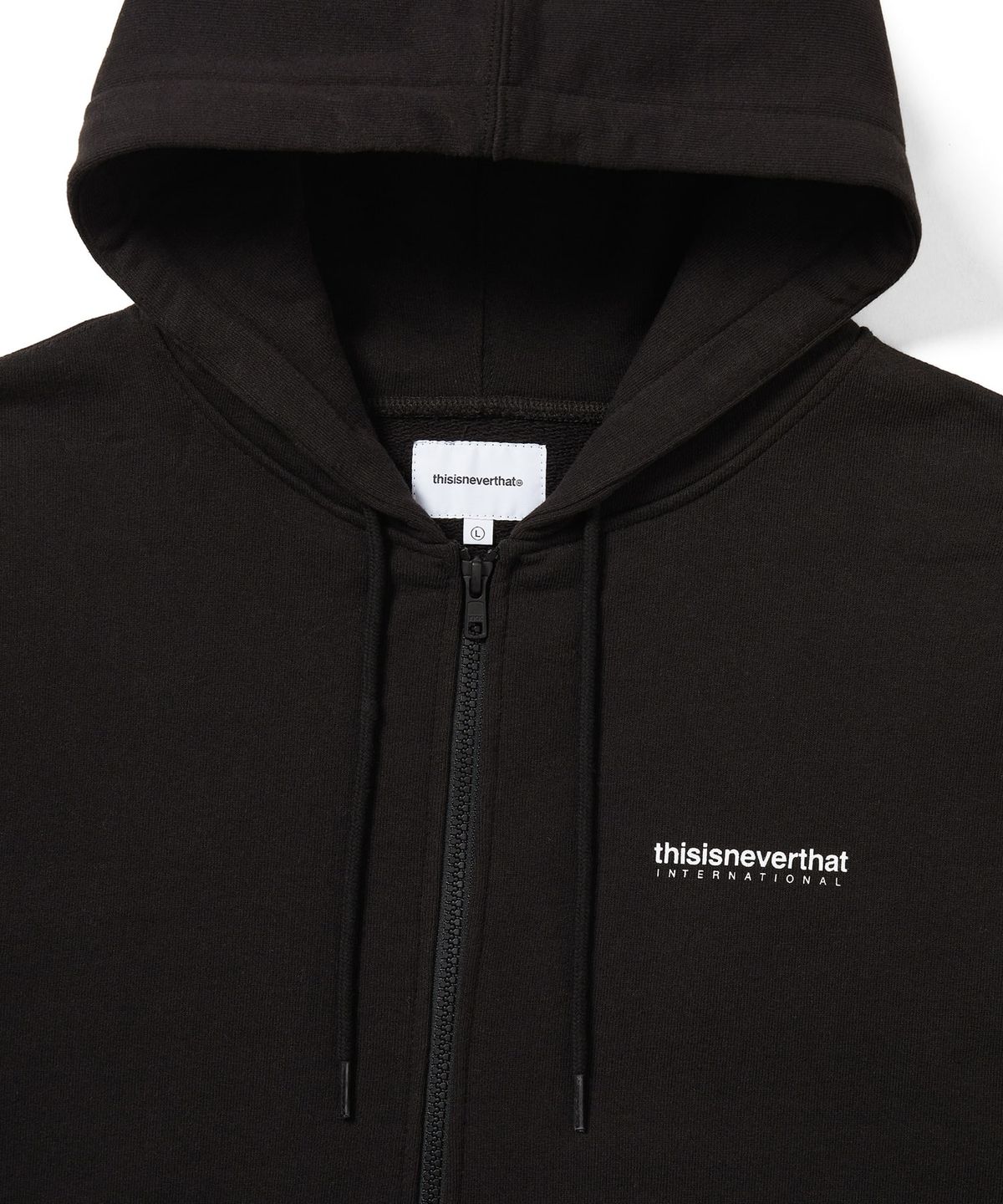 디스이즈네버댓(THISISNEVERTHAT) INTL. Logo Zip Up Hoodie Off Black