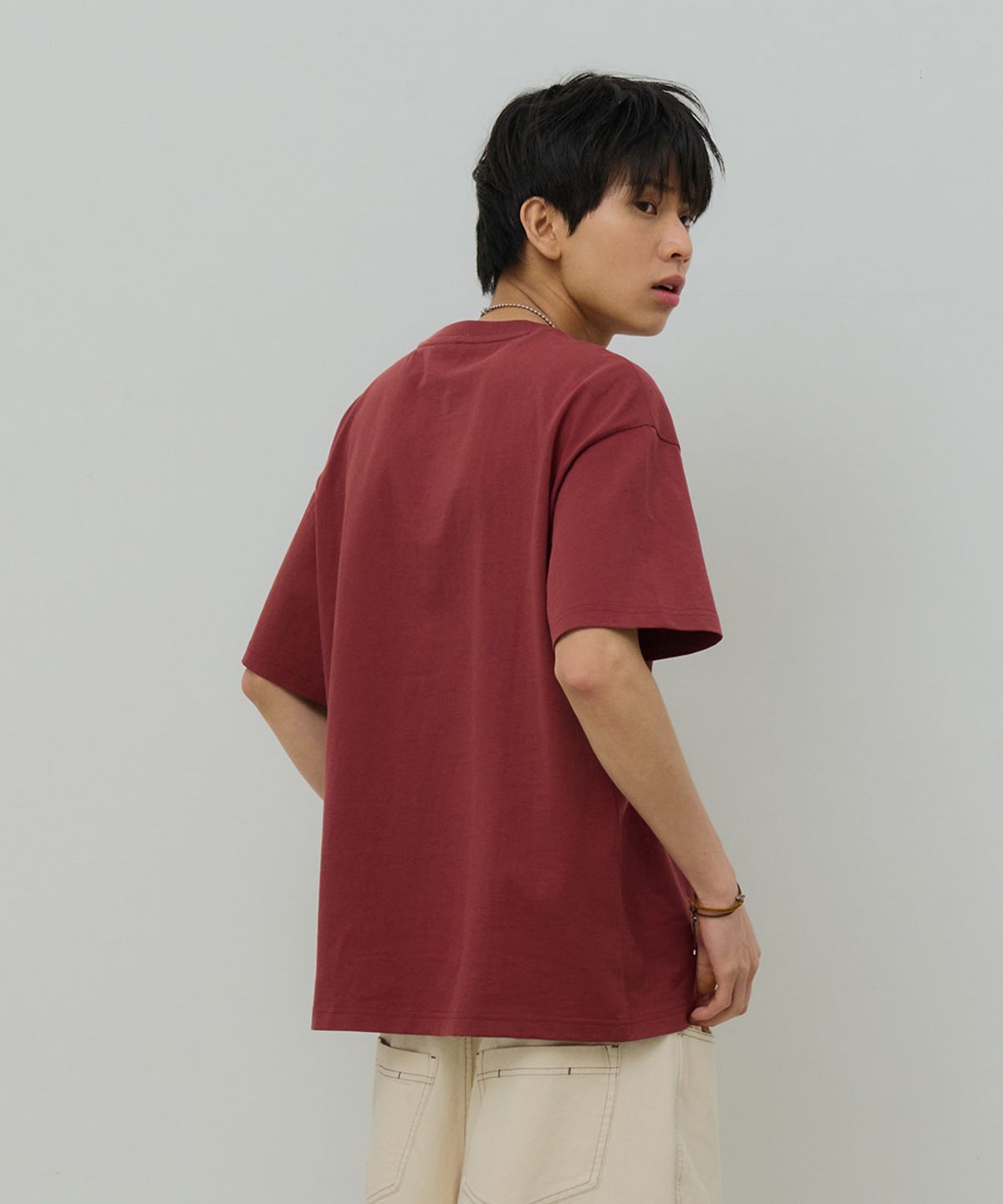 데시레드(DESIRED) 로고 반팔 티셔츠-FBSK5801D0R