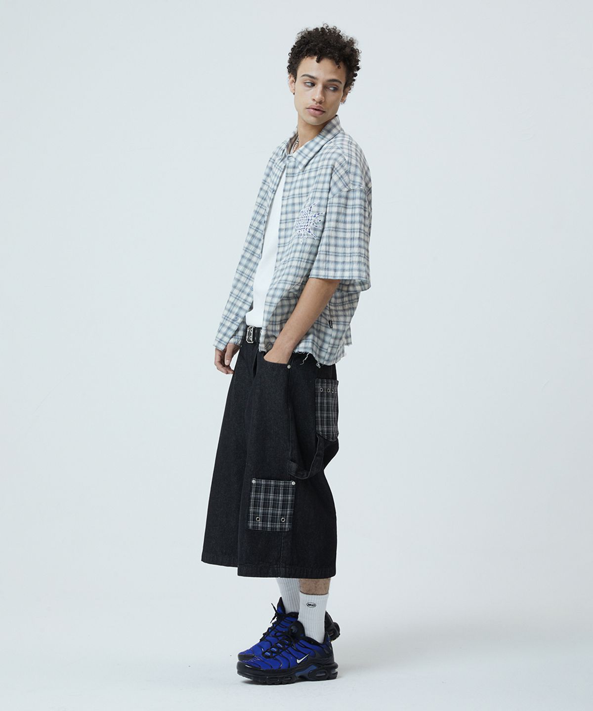 마하그리드(MAHAGRID) CHECK APPLIQUE HALF SHIRT BLUE(MG2GMMW361A)
