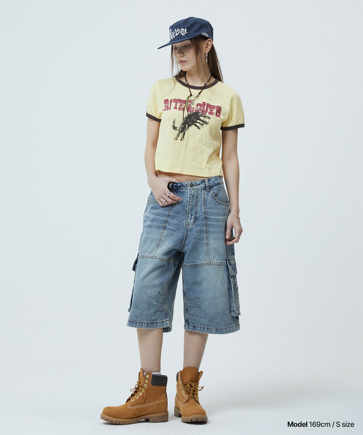마하그리드(MAHAGRID) BERMUDA CARGO DENIM SHORT LIGHT BLUE(MG2GMMD113A)