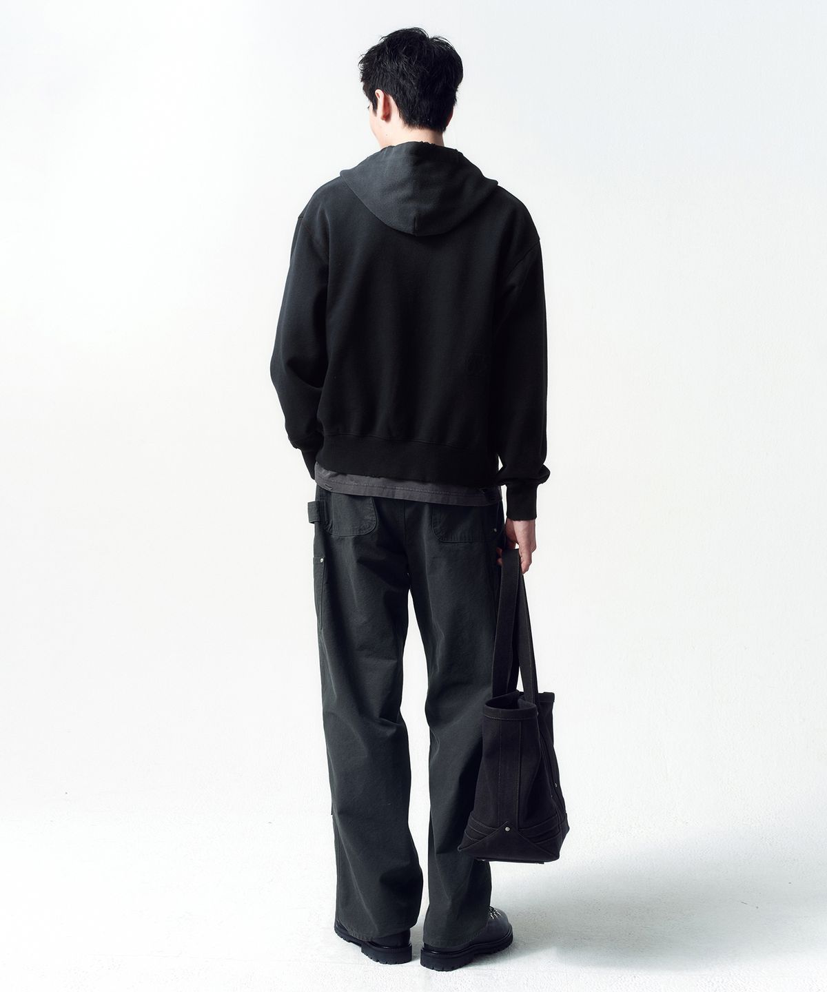 인사일런스(INSILENCE) 덕 코튼 더블니 팬츠 CHARCOAL
