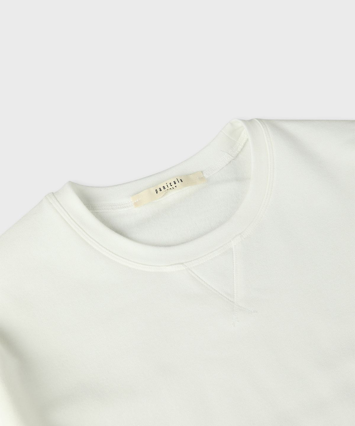 빠니깔레(PANICALE) 아이보리 소프트 기모 로고 티셔츠