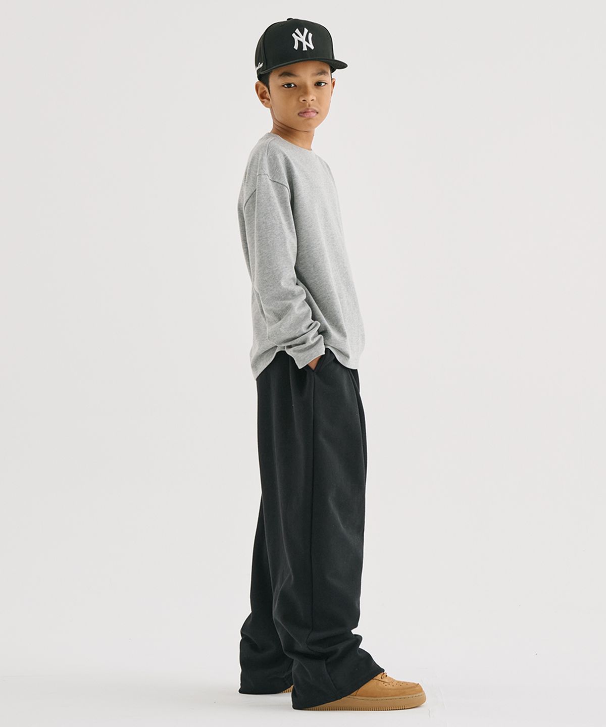 테이크이지 키즈(TAKEASY KIDS) 에센셜 와이드 스웻팬츠 (블랙)