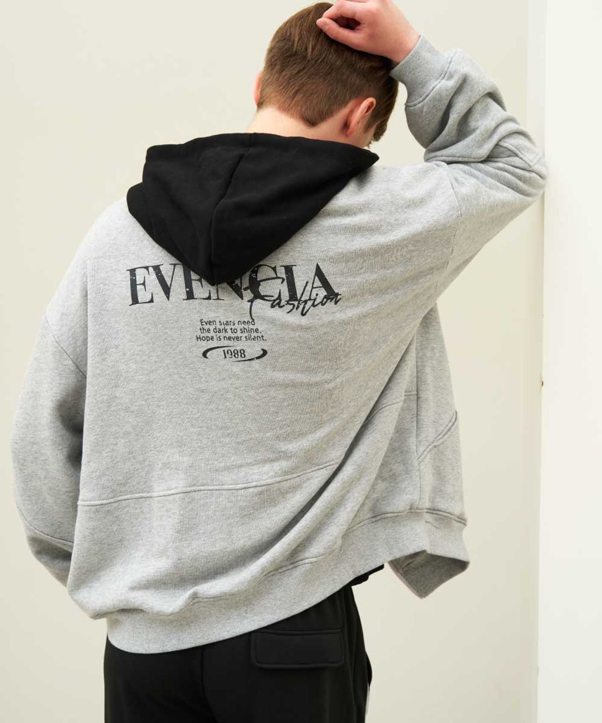 이븐시아(EVENCIA) E 심볼 집업 후디 (후드단품)