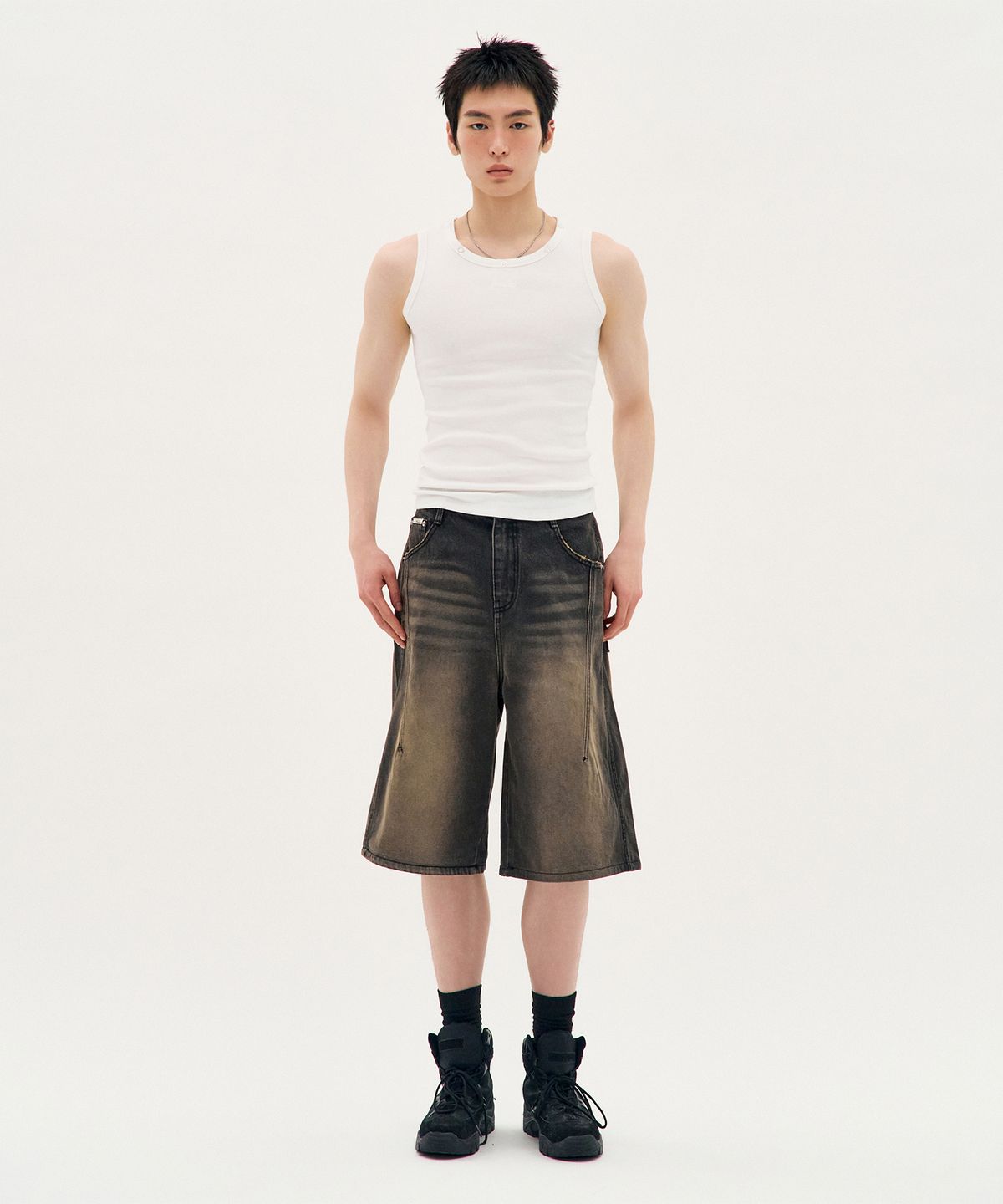 피알씨에스에스(PRCSS) Bermuda Denim Shorts - Black