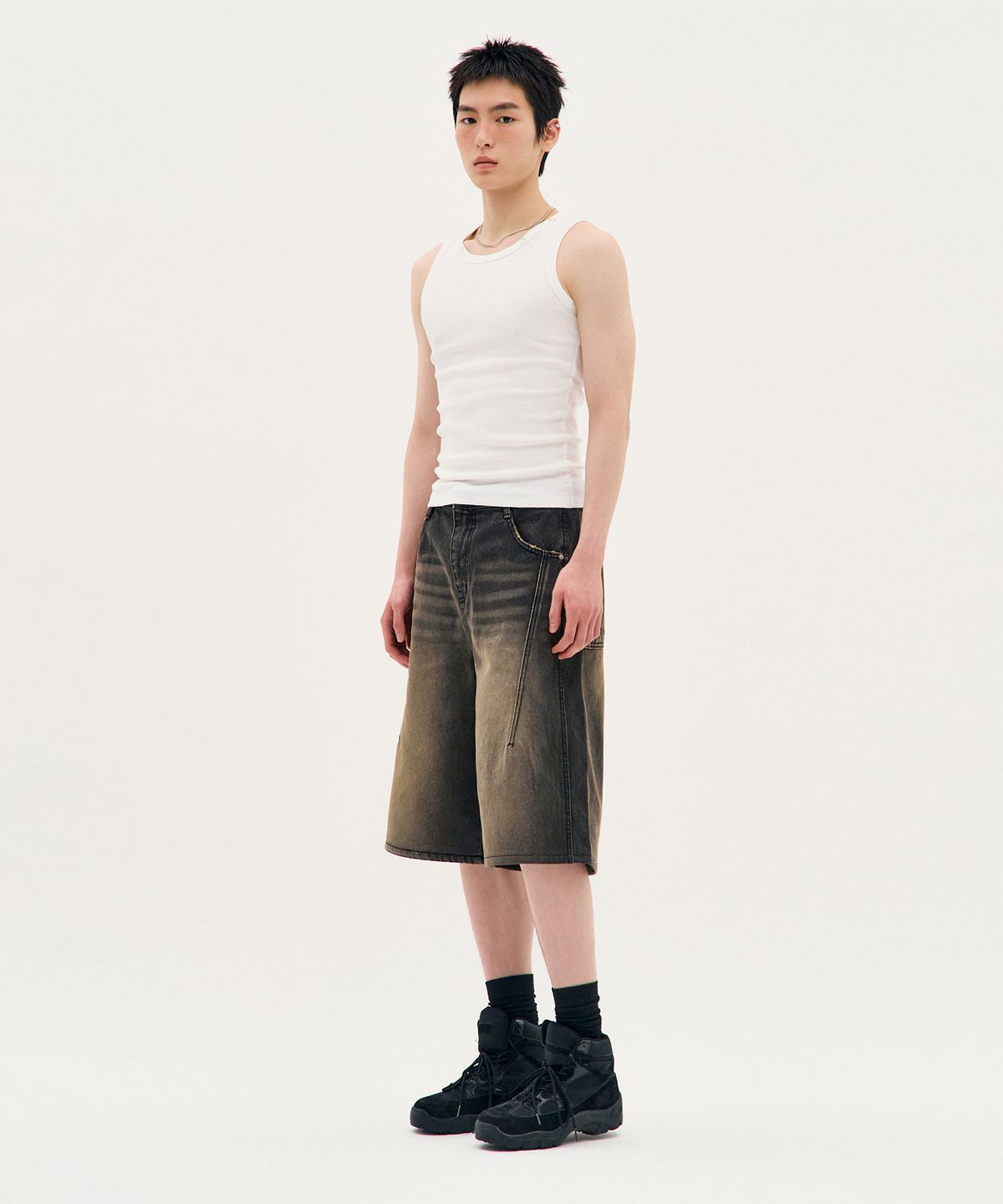 피알씨에스에스(PRCSS) Bermuda Denim Shorts - Black