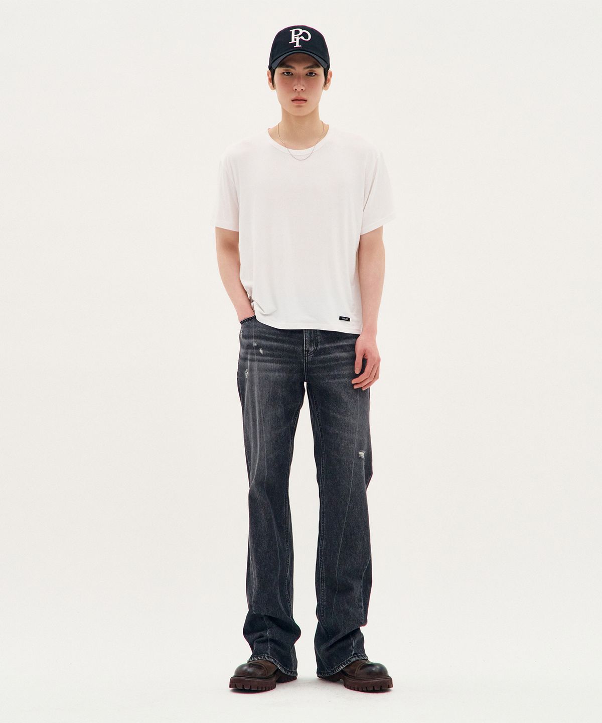 피알씨에스에스(PRCSS) Airy Modal Short-Sleeve - White