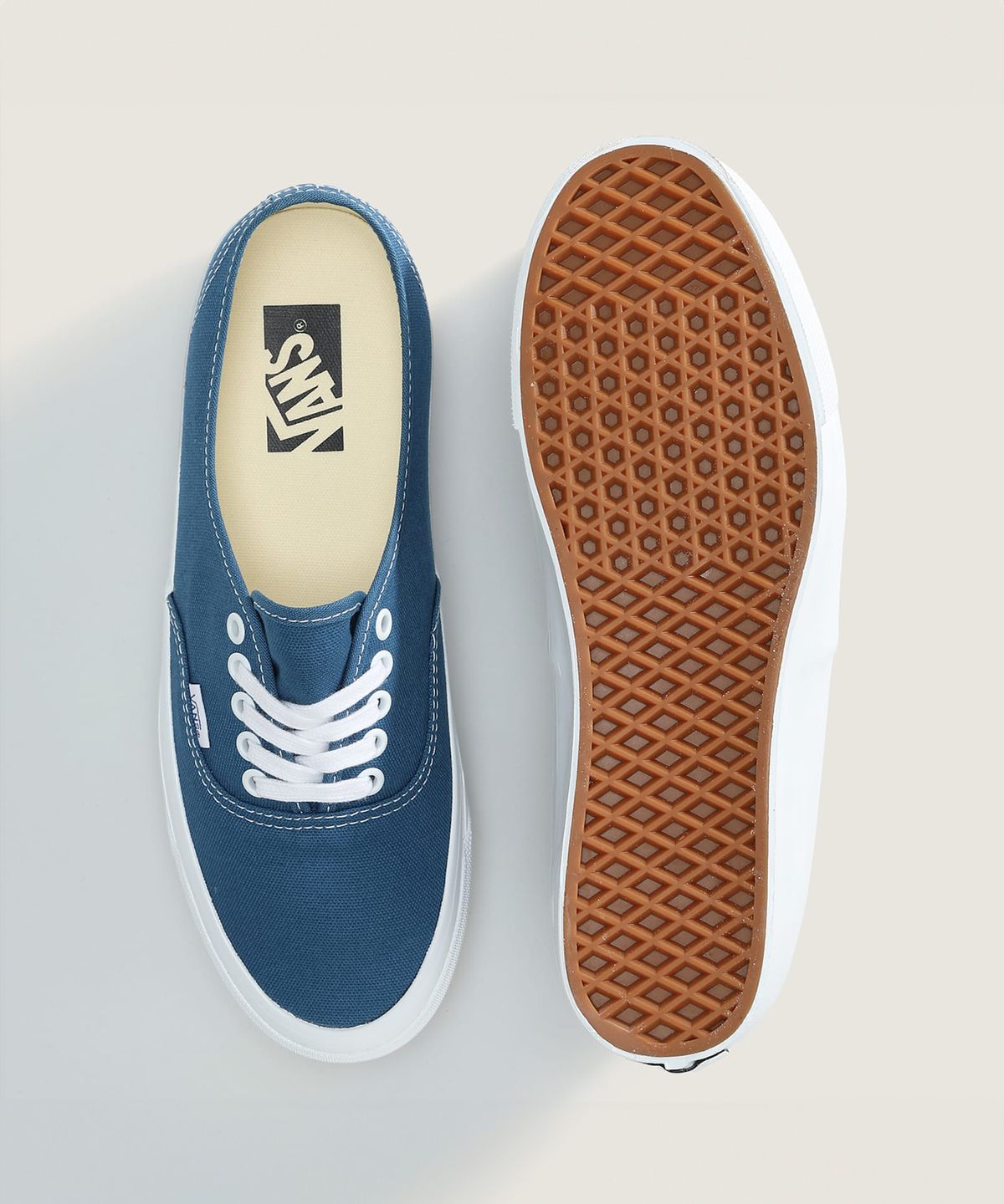 반스(VANS) 프리미엄 어센틱 44 LX - 네이비 / VN000EBNBX91