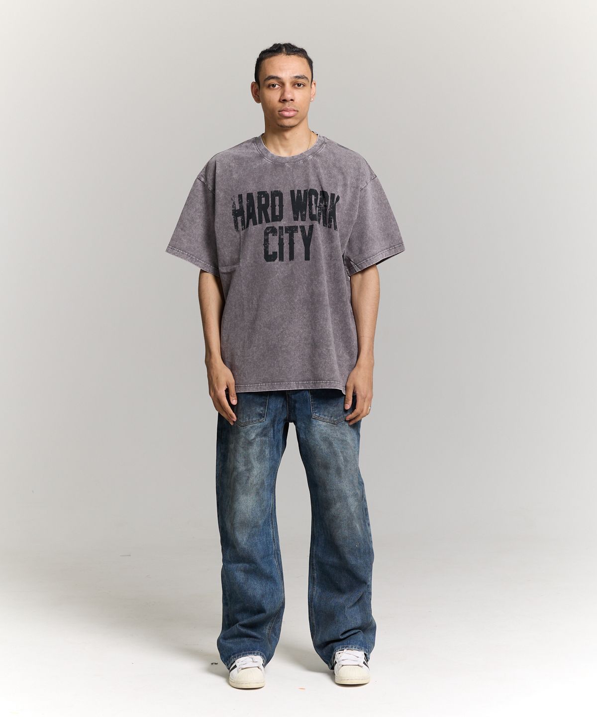 필립페이커(PHILIPPAKER) 비엠씨 에이치더블유씨 반팔티셔츠 피그먼트 빈티지 그레이