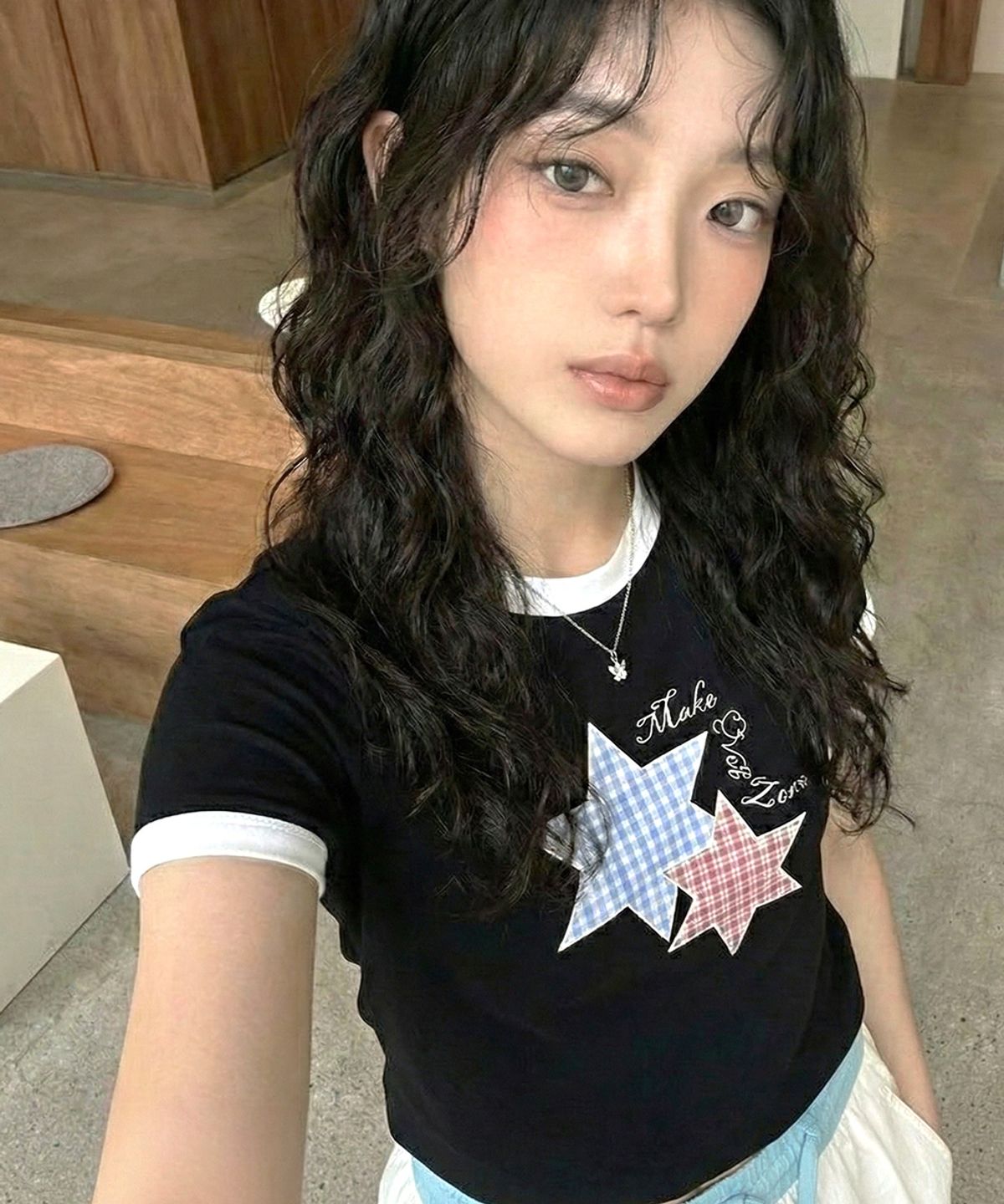 모즈모즈(MOZMOZ) 스타패치 2type 링거 반팔 티셔츠 2color