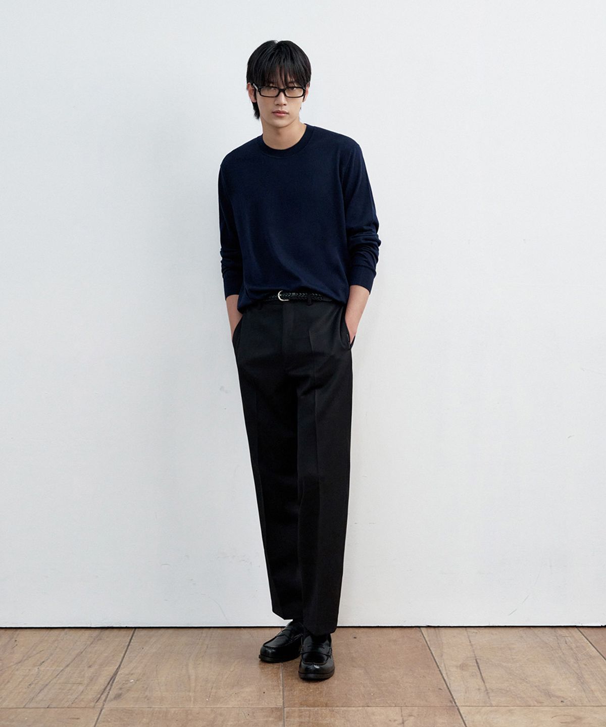 시에클(SIECLE) 라이트 울 크루넥 니트 (네이비)