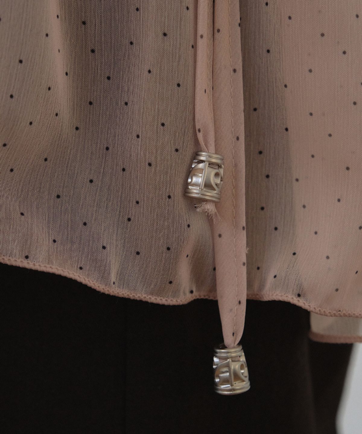 아우어노스텔지아(OURNOSTALGIA) Dot shirring wrap skirt_2color(O26ACC03)