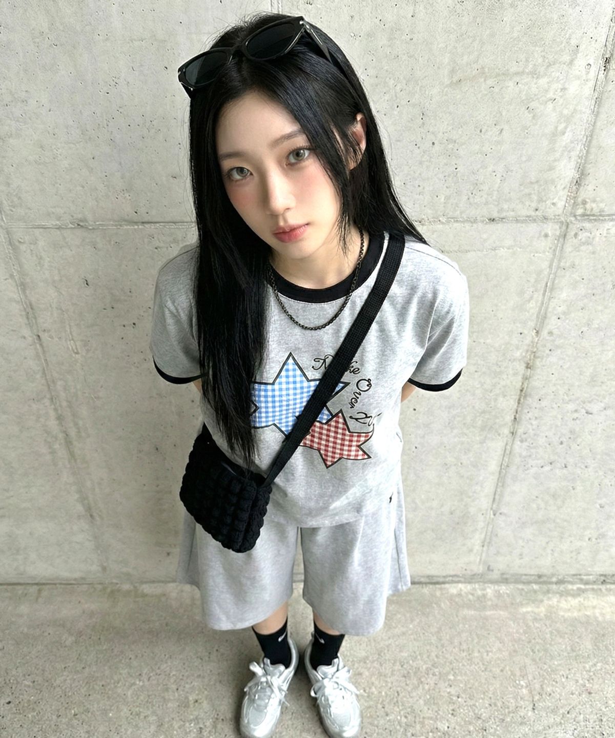 모즈모즈(MOZMOZ) [SET] 스타패치 2type 링거 반팔티셔츠+버뮤다 사이드턱 트레이닝 팬츠