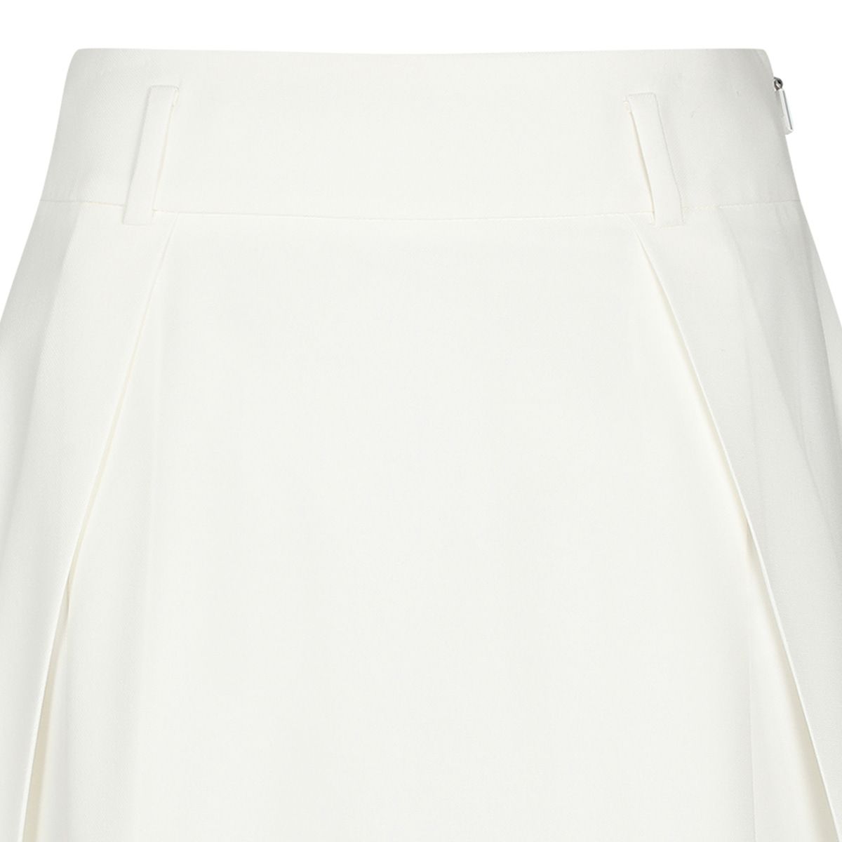 테일러메이드 어패럴(TAYLORMADE APPAREL) 26SS 여성 테잎 장식 플레어 큐롯 TC6-52HG93-100