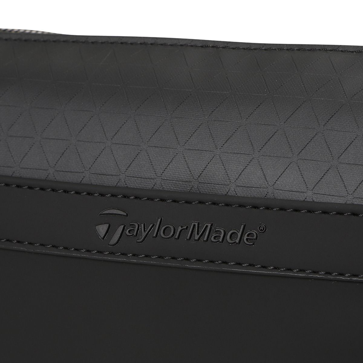테일러메이드 어패럴(TAYLORMADE APPAREL) 26SS 남성 삼각 자가드 패턴 파우치 TB6-S6HG83-199