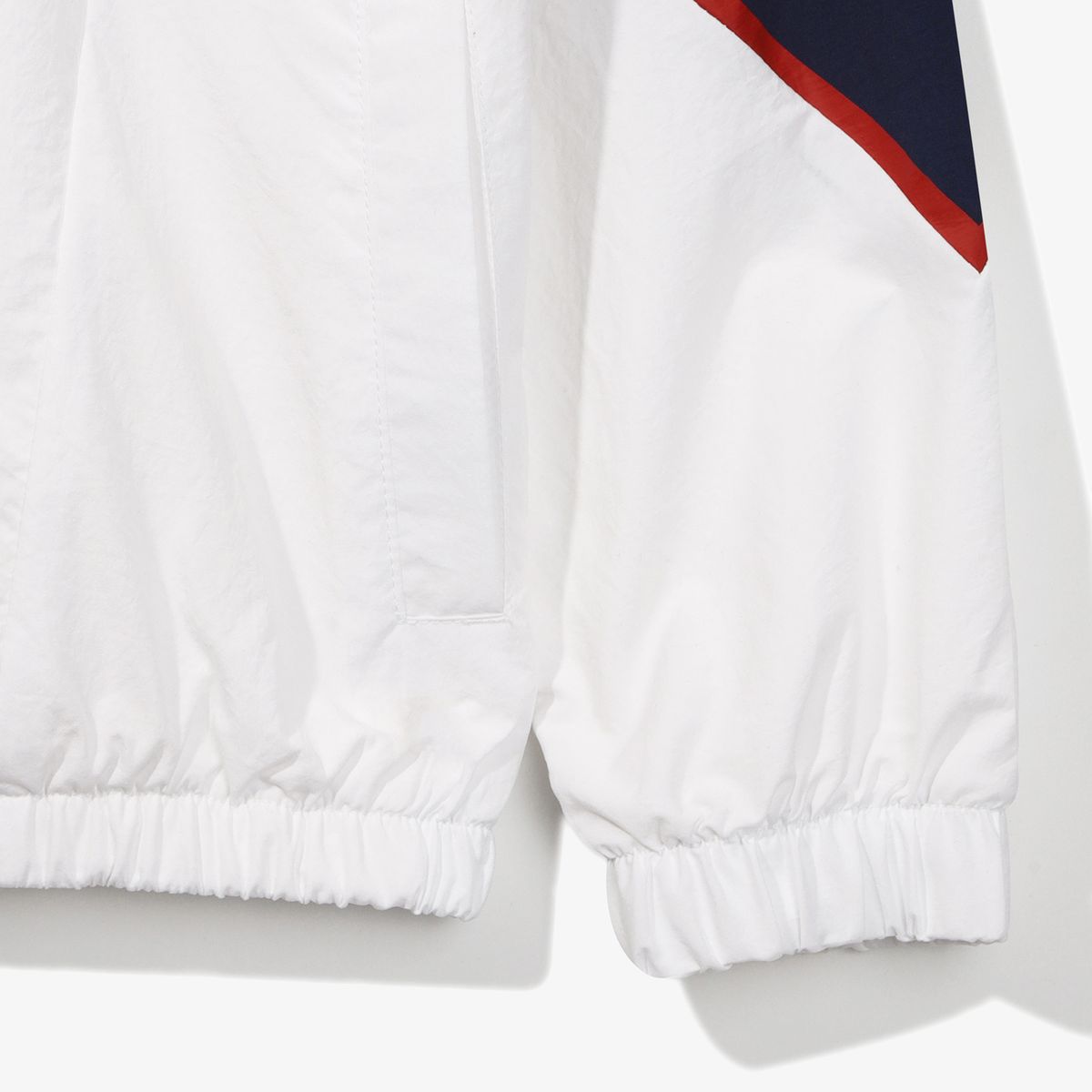 휠라 키즈(FILA KIDS) V절개 메쉬 바람막이