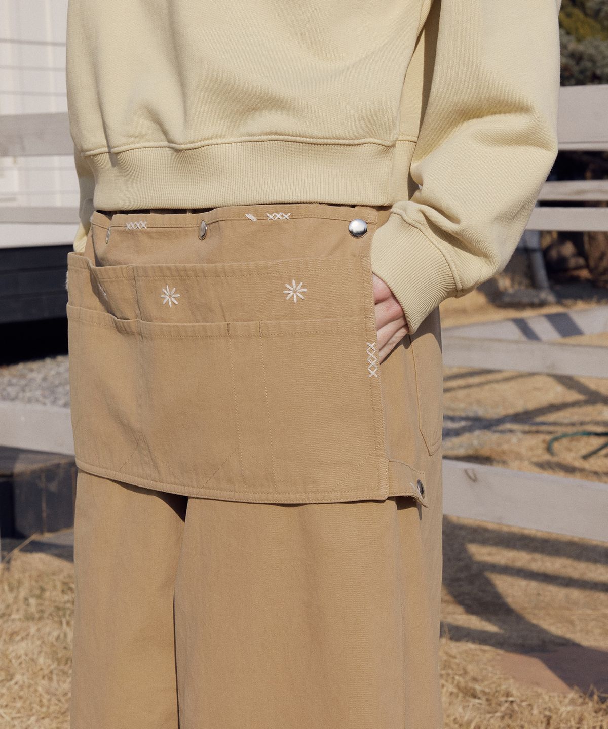프리터(FRITUR) Garden Apron Pants Beige_F261PT04