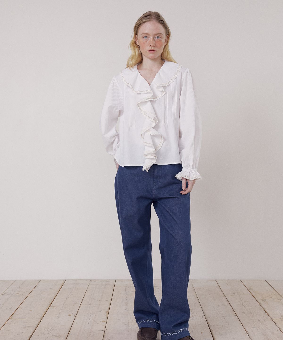 프리터(FRITUR) Embroidery Denim Pants Blue_F261DE04